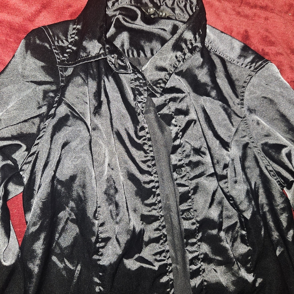 Black silk satin goth shirt - size 12 - Picture 8 of 9